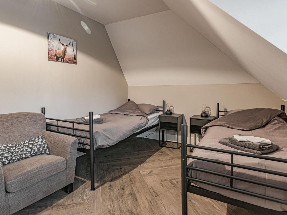 Charming Holiday Home in Nijverdal with Jacuzzi Buitenkant foto